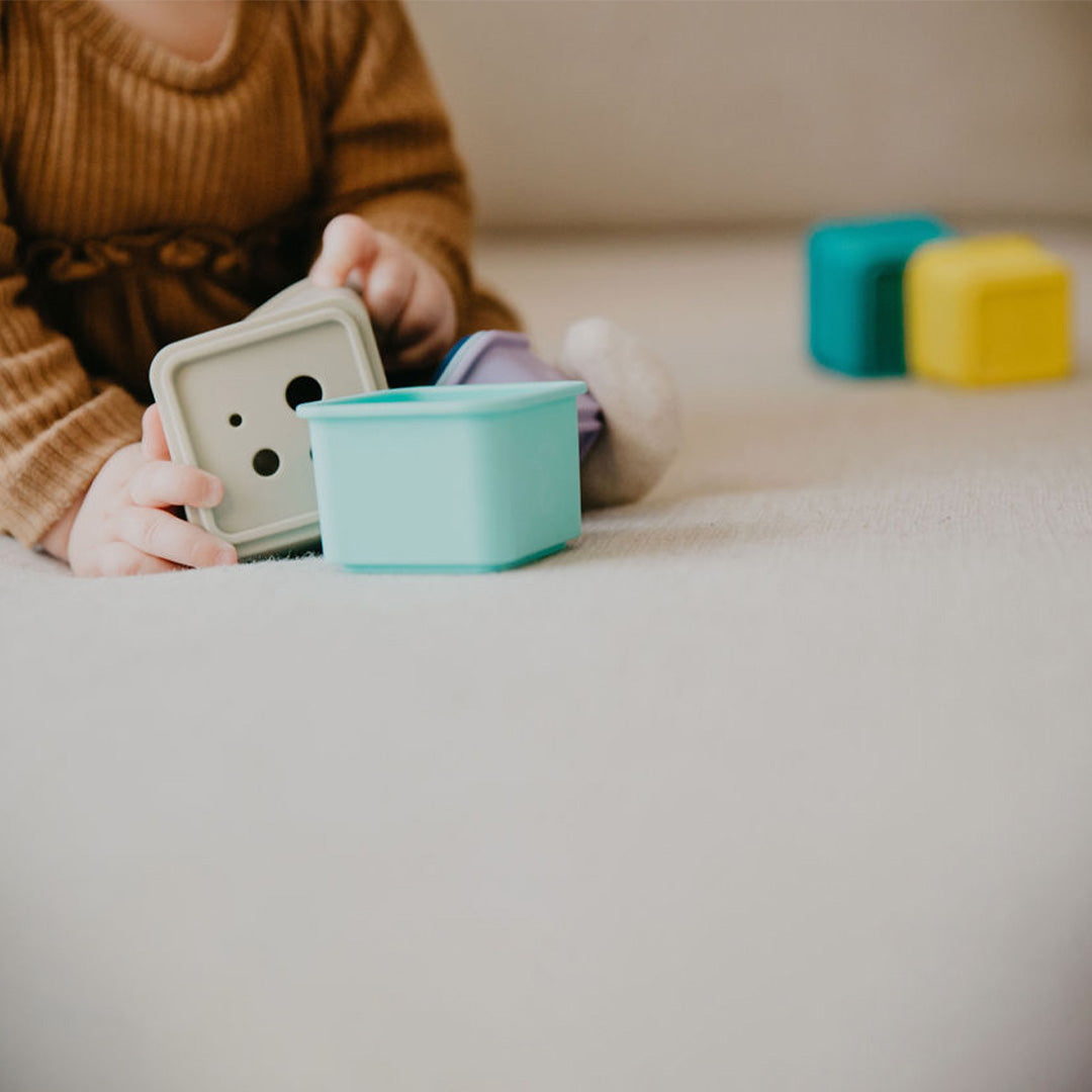 Silicone Stack Stäck: Silicone Stacking Cubes – Bblüv Canada
